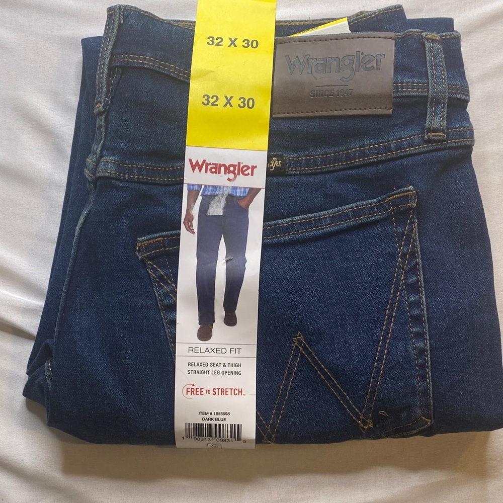 Wrangler Men's Relaxed Fit Jeans - Dark Blue